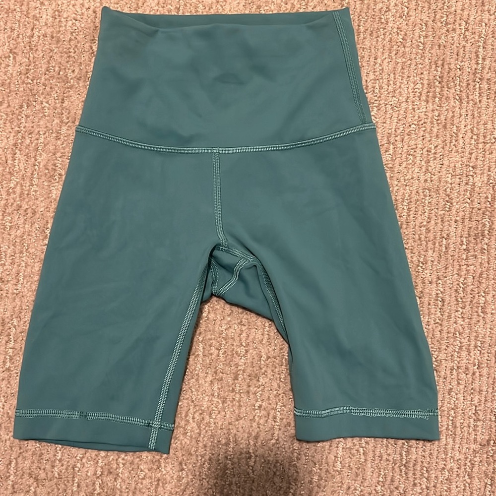 Lululemon bike shorts